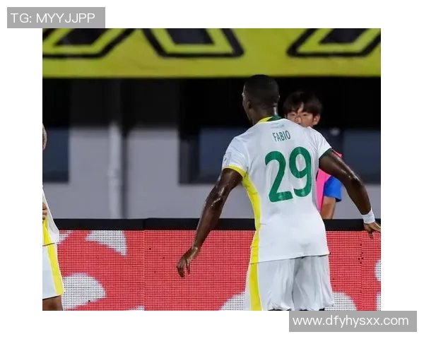 带刚字的足球明星们的辉煌成就与精彩瞬间回顾