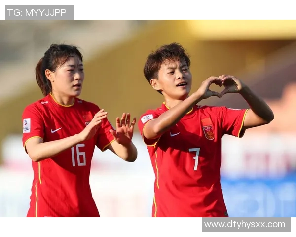 女足明星展现魅力与实力的完美结合引领足球新风潮